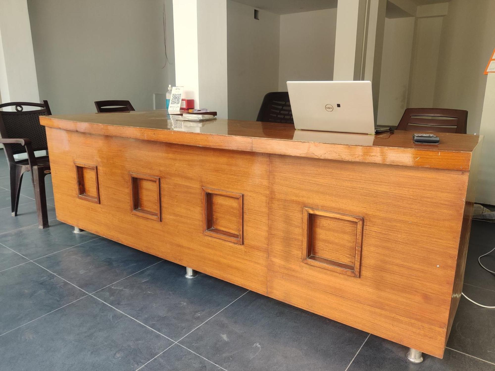 Nāhan Hotel Hv מראה חיצוני תמונה