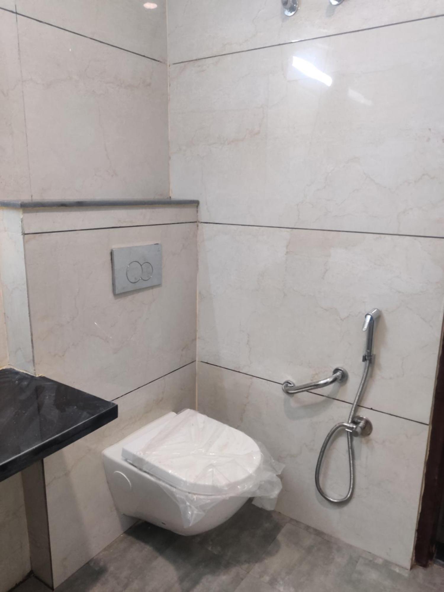 Nāhan Hotel Hv חדר תמונה