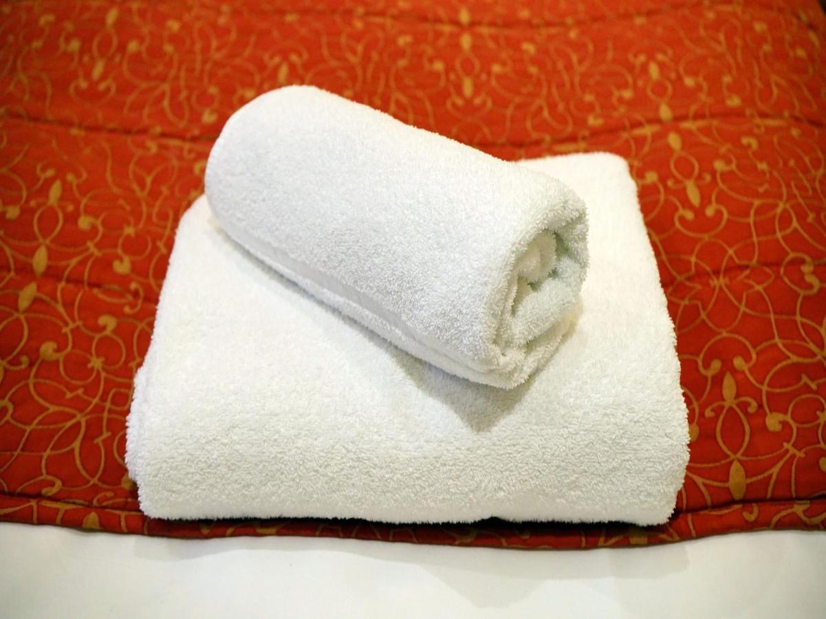 Nāhan Hotel Hv מראה חיצוני תמונה